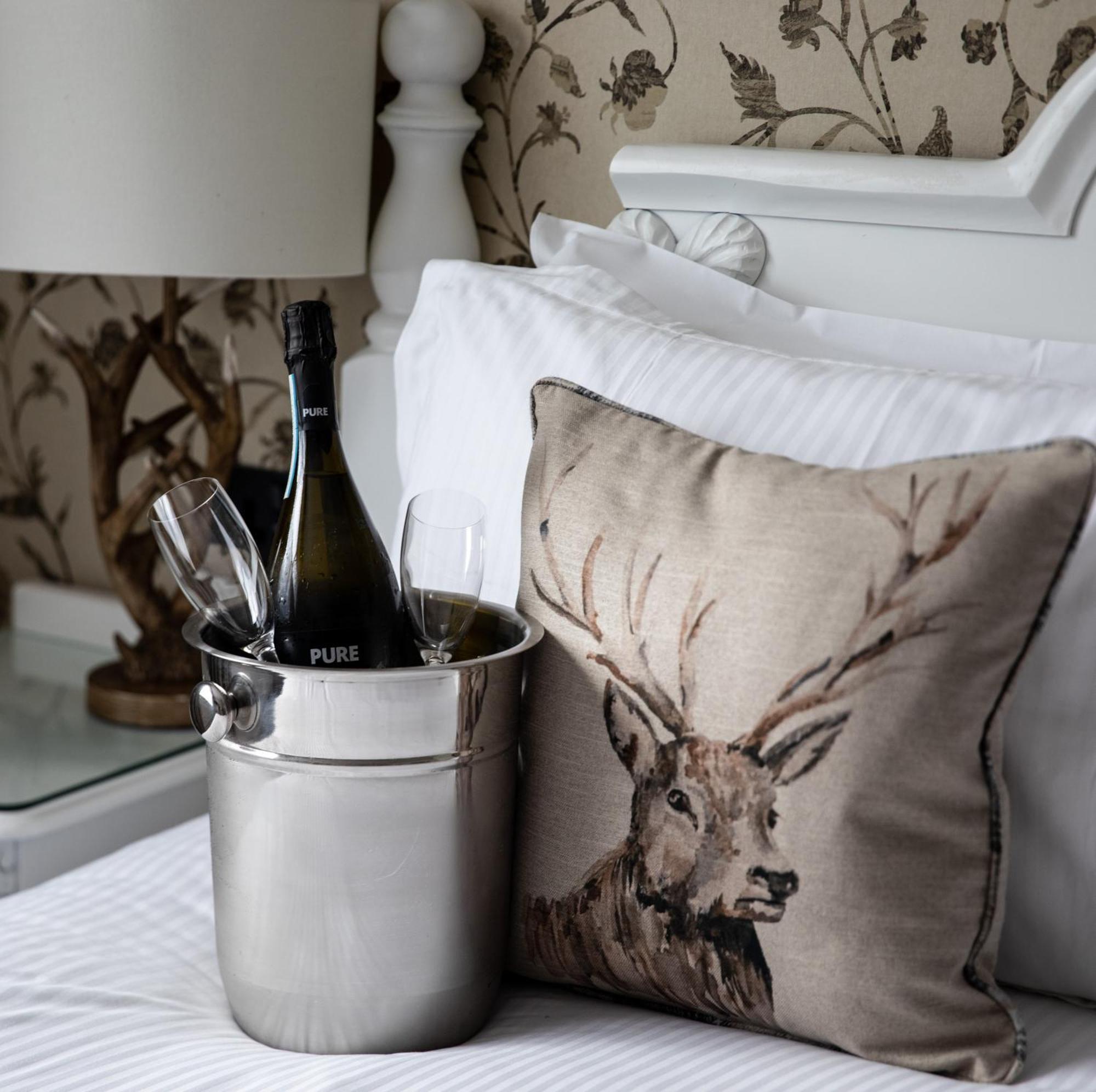 Hotel Wild Boar Estate Bowness-on-Windermere Esterno foto